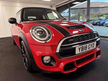 Used MINI Hatch 2018 for sale - 79141040: Photo