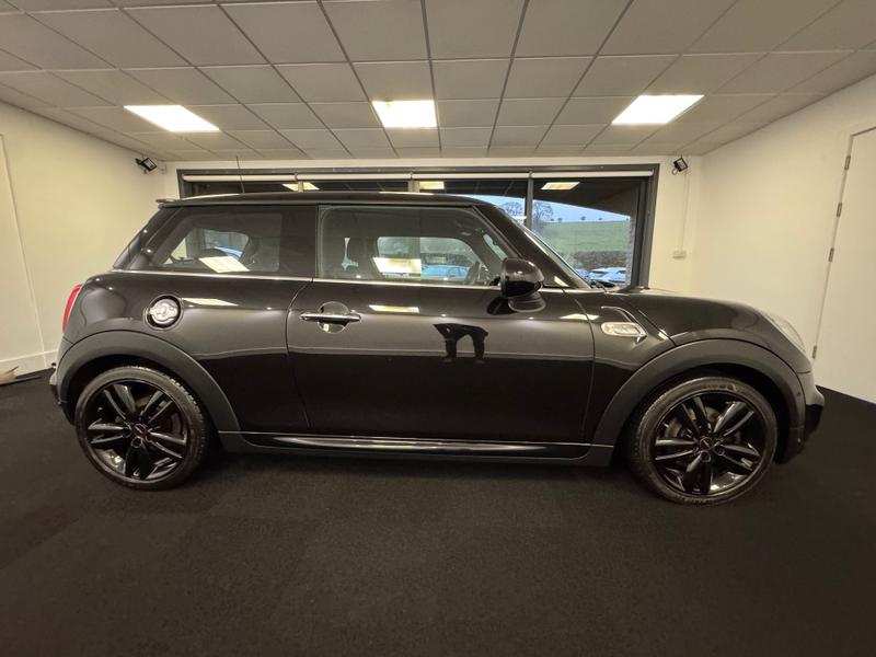 Used MINI Hatch 2018 for sale - 76541397: Photo 10
