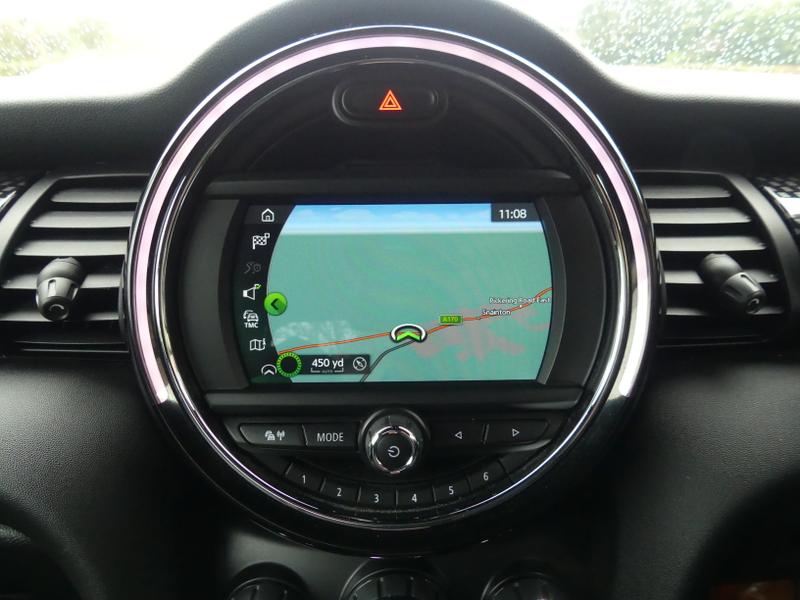 Used MINI Hatch 2018 for sale - 76541397: Photo 12