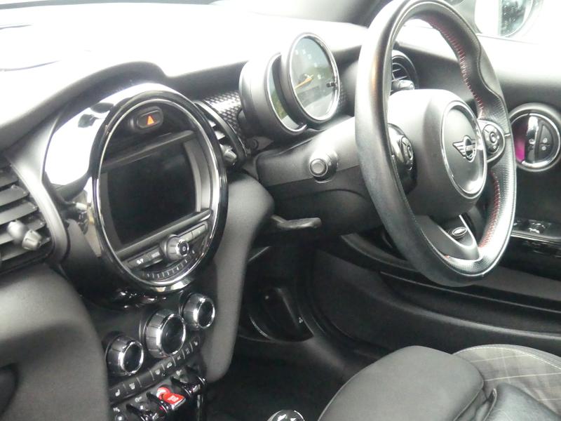 Used MINI Hatch 2018 for sale - 76541397: Photo 20