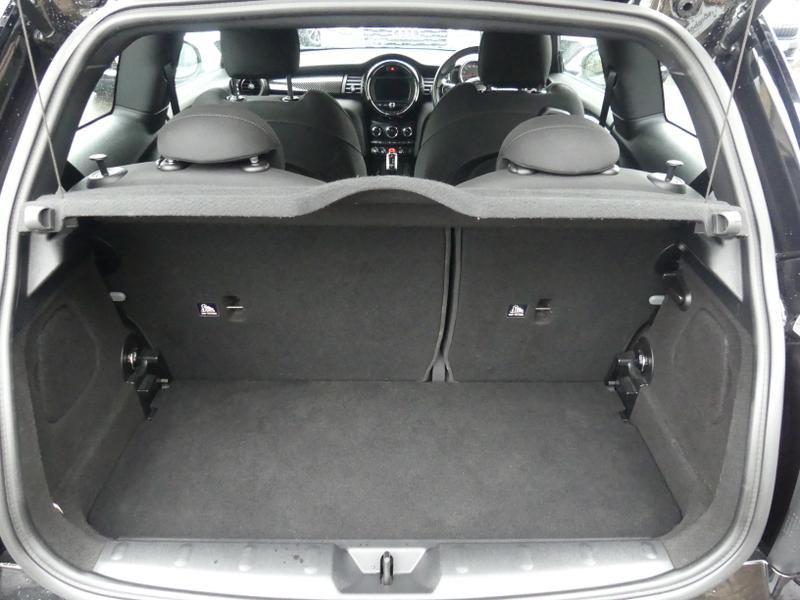 Used MINI Hatch 2018 for sale - 76541397: Photo 21