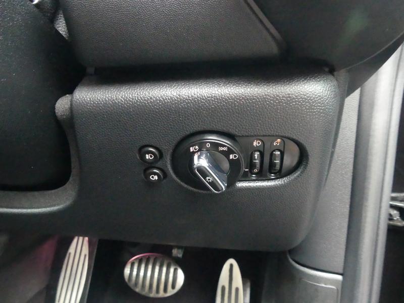 Used MINI Hatch 2018 for sale - 76541397: Photo 24