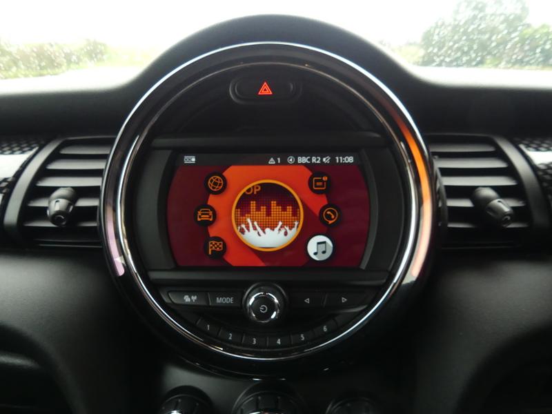 Used MINI Hatch 2018 for sale - 76541397: Photo 31