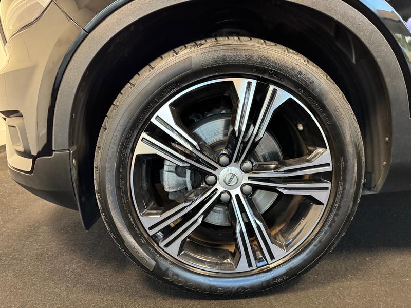 Used Volvo XC40 2020 for sale - 77830177: Photo 32