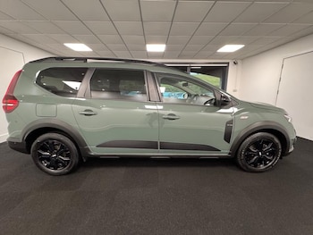 Used Dacia Jogger 2023 for sale - 78618632: Photo