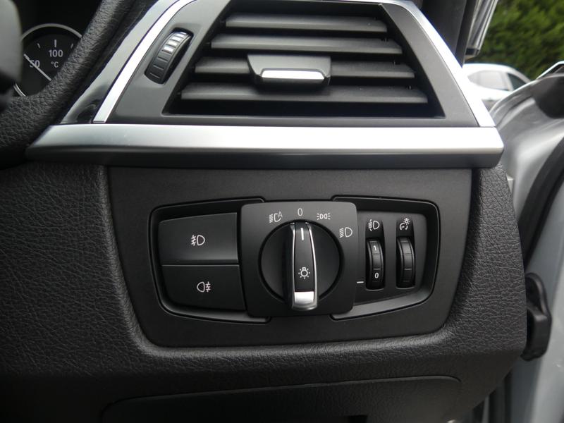 Used BMW 3 Series 2016 for sale - 77036862: Photo 23