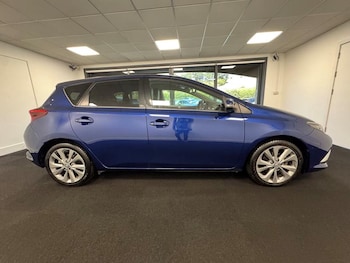 Used Toyota Auris 2017 for sale - 79094361: Photo