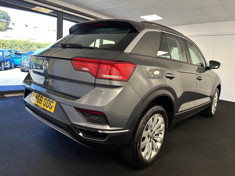 Used Volkswagen T-Roc 2018 for sale - 76097188: Photo 10