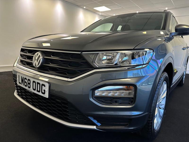 Used Volkswagen T-Roc 2018 for sale - 76097188: Photo 5