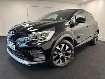 Used Renault Captur 2023 for sale - 77830214: Photo