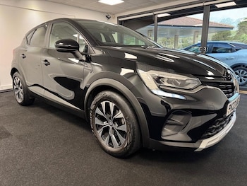 Used Renault Captur 2023 for sale - 77830214: Photo