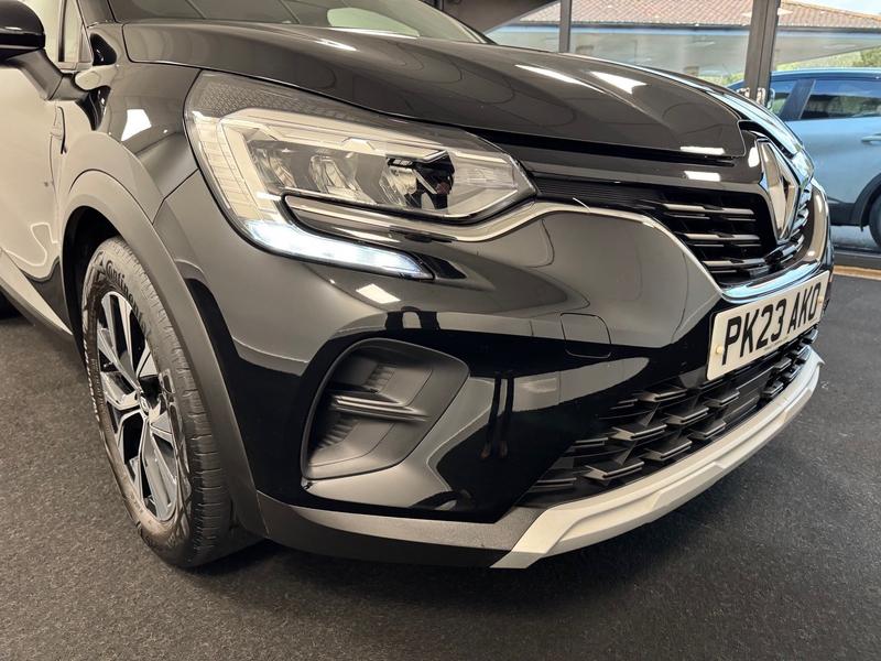 Used Renault Captur 2023 for sale - 77830214: Photo 4