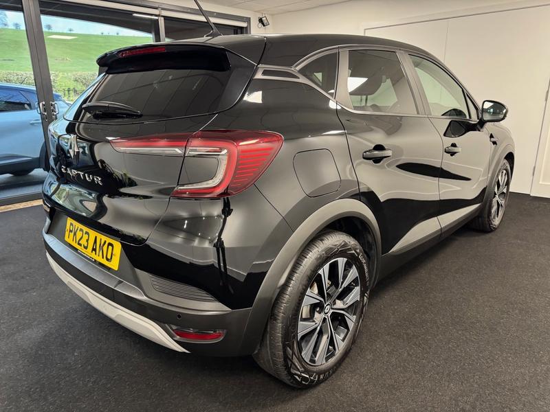 Used Renault Captur 2023 for sale - 77830214: Photo 9