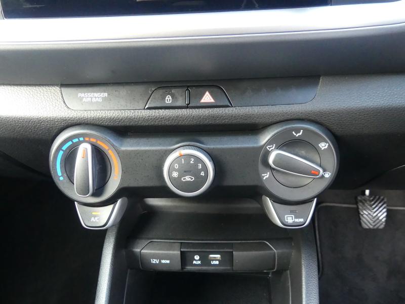 Used Kia Stonic 2019 for sale - 76685032: Photo 29