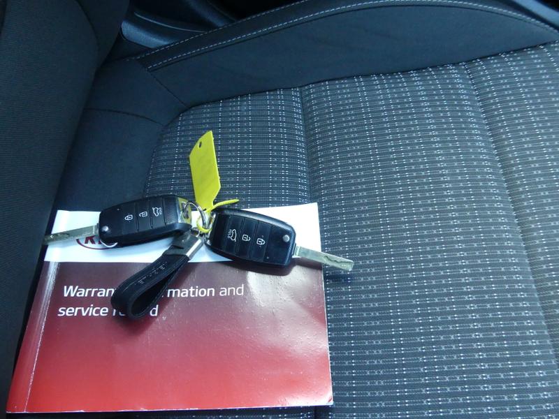 Used Kia Stonic 2019 for sale - 76685032: Photo 32