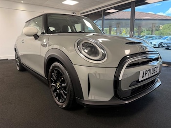 Used MINI Hatch 2021 for sale - 79369317: Photo