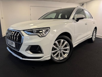 Audi - Q3
