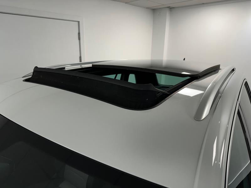 Used Volkswagen Tiguan 2018 for sale - 77901188: Photo 2