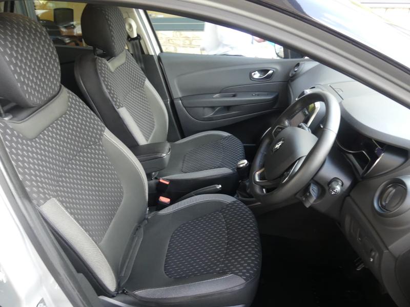 Used Renault Captur 2017 for sale - 78206248: Photo 14