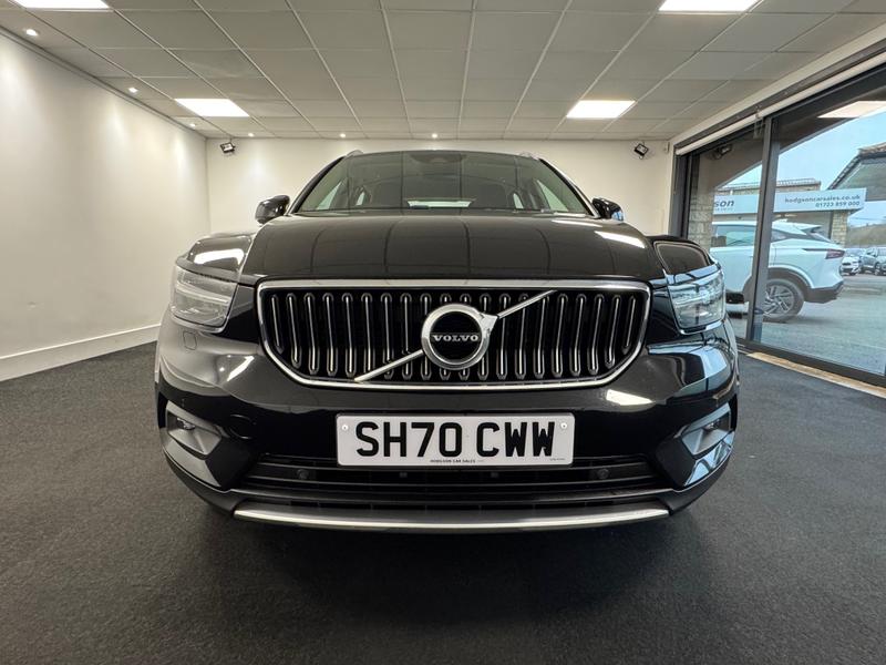 Used Volvo XC40 2020 for sale - 77989068: Photo 2