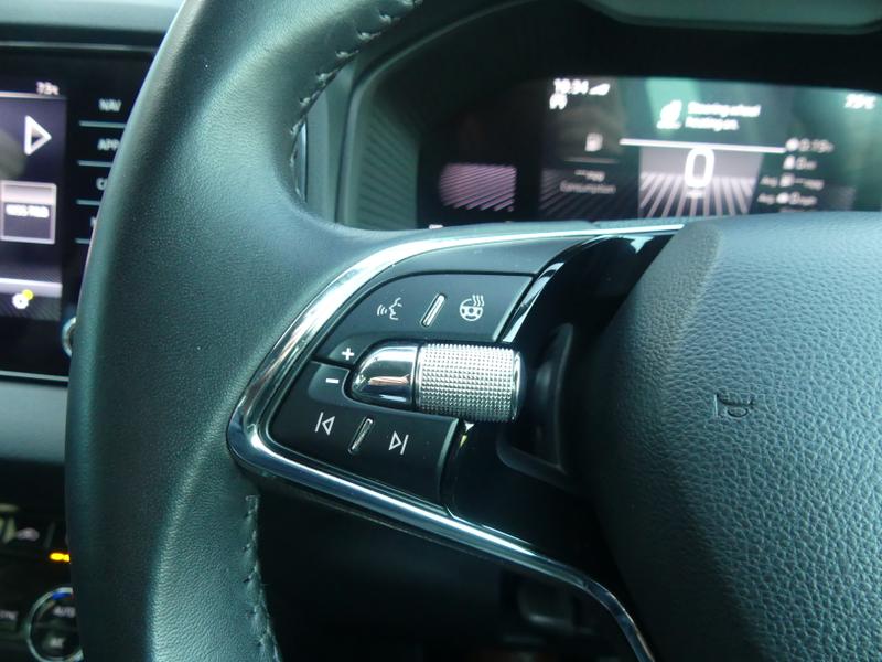 Used Skoda Karoq 2023 for sale - 76568507: Photo 28