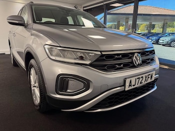 Used Volkswagen T-Roc 2023 for sale - 78433727: Photo