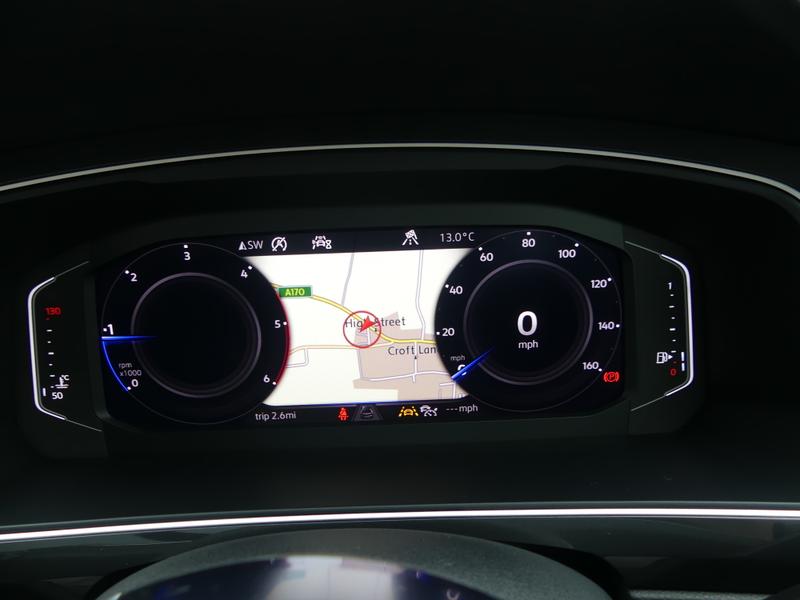 Used Volkswagen Tiguan 2020 for sale - 77641496: Photo 41