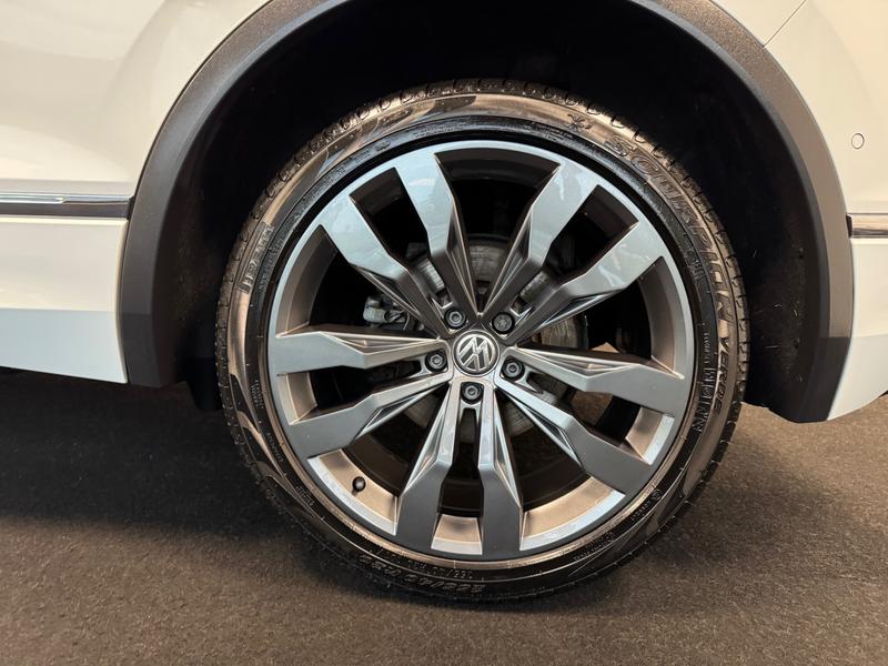 Used Volkswagen Tiguan 2020 for sale - 77641496: Photo 48