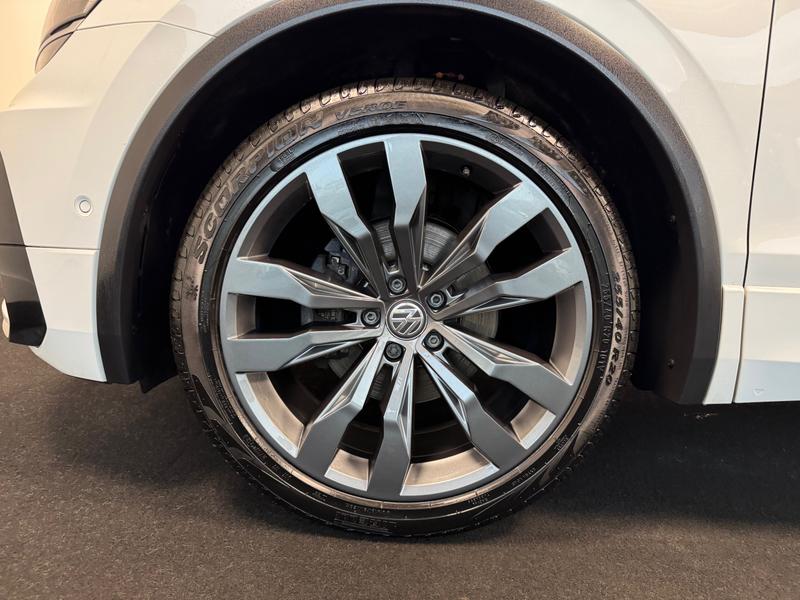 Used Volkswagen Tiguan 2020 for sale - 77641496: Photo 49
