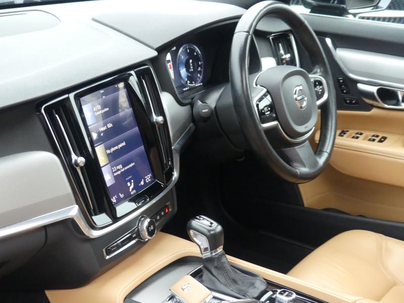 Used Volvo V90 2017 for sale - 77225747: Photo 24