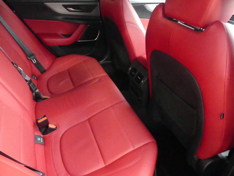 Used Jaguar XE 2019 for sale - 77450416: Photo 19