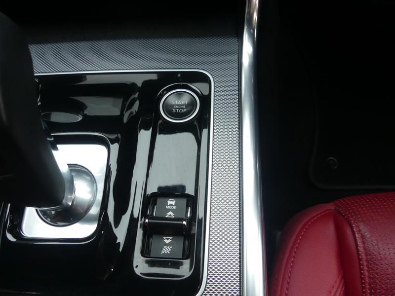 Used Jaguar XE 2019 for sale - 77450416: Photo 32