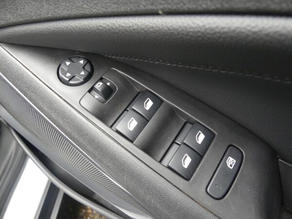 Used Vauxhall Crossland 2022 for sale - 75973011: Photo 21