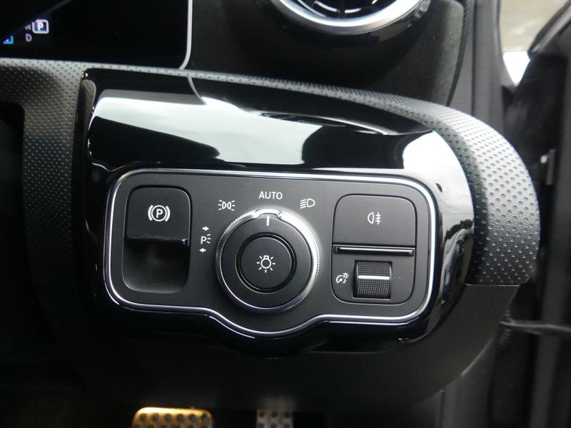 Used Mercedes-Benz A-Class 2019 for sale - 77665658: Photo 25