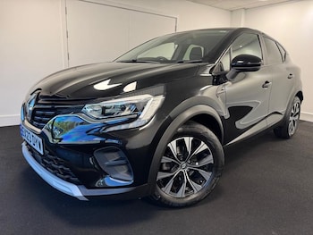 Used Renault Captur 2023 for sale - 78443160: Photo