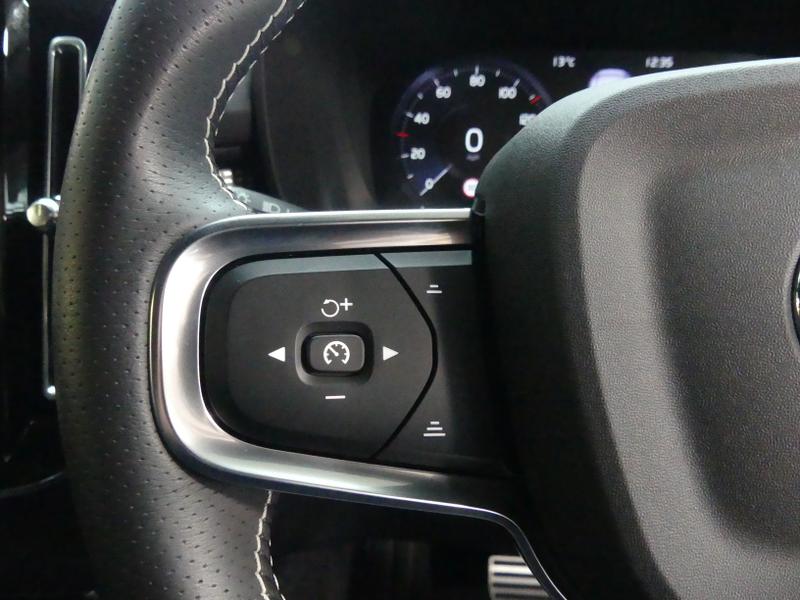 Used Volvo XC40 2020 for sale - 76918400: Photo 26