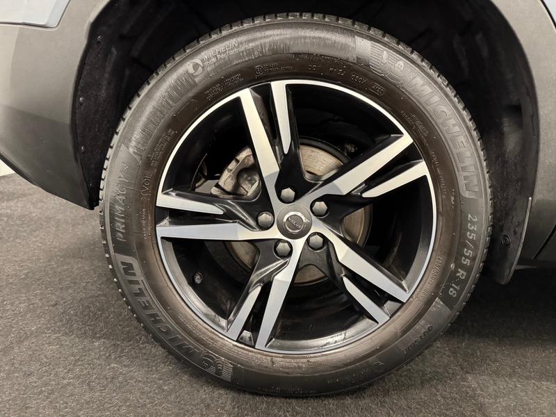 Used Volvo XC40 2020 for sale - 76918400: Photo 40