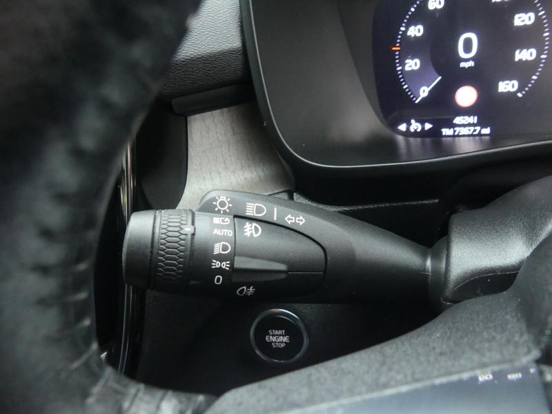 Used Volvo XC40 2021 for sale - 77116729: Photo 32