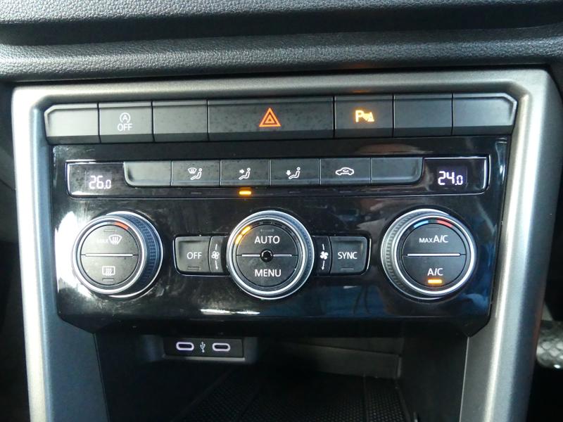 Used Volkswagen T-Roc 2021 for sale - 77381678: Photo 32