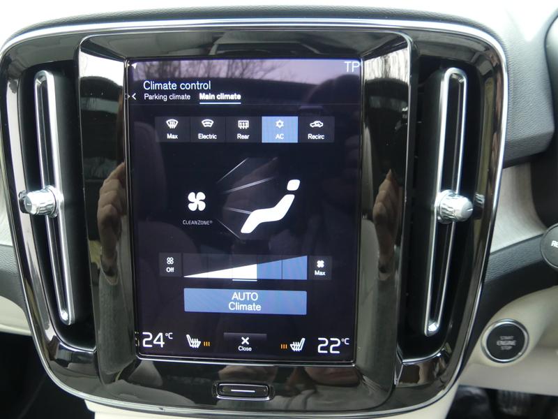 Used Volvo XC40 2020 for sale - 77248739: Photo 31