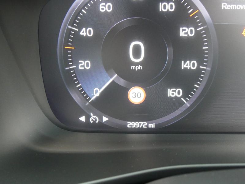 Used Volvo XC40 2020 for sale - 77248739: Photo 36