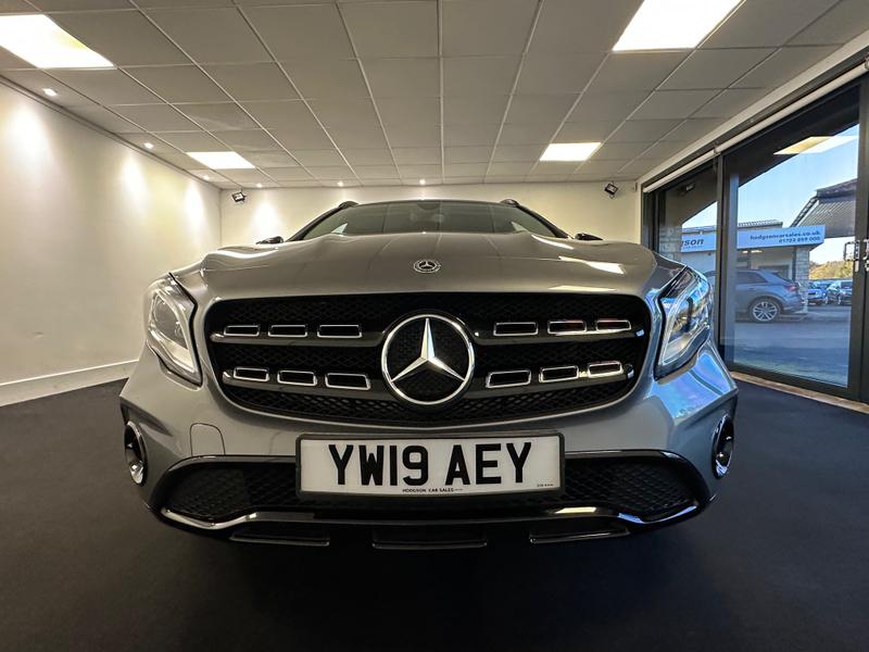 Used Mercedes-Benz GLA 2019 for sale - 76384993: Photo 2