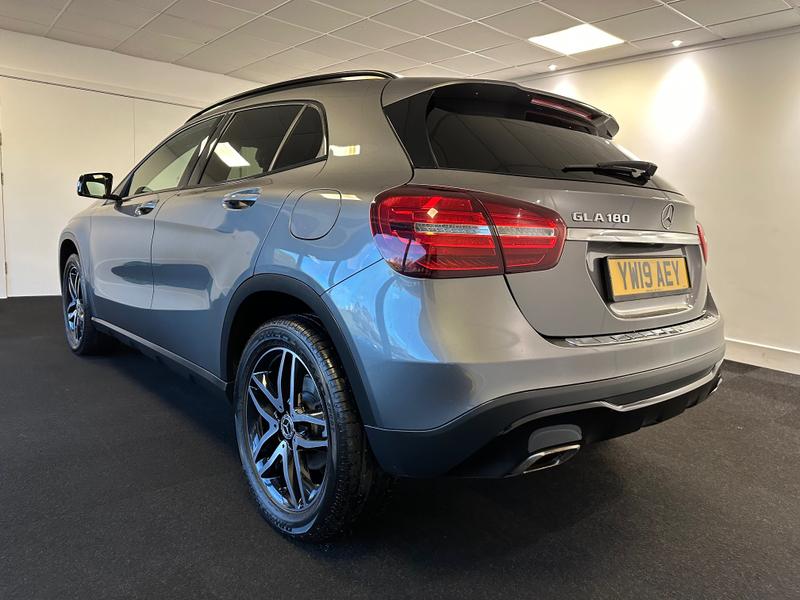 Used Mercedes-Benz GLA 2019 for sale - 76384993: Photo 8