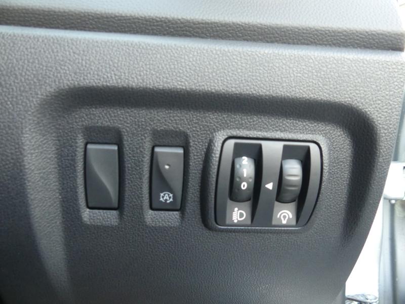 Used Renault Captur 2019 for sale - 76344471: Photo 28