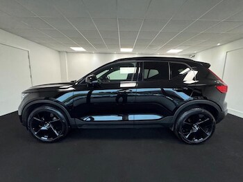 Used Volvo XC40 2025 for sale - 78938065: Photo