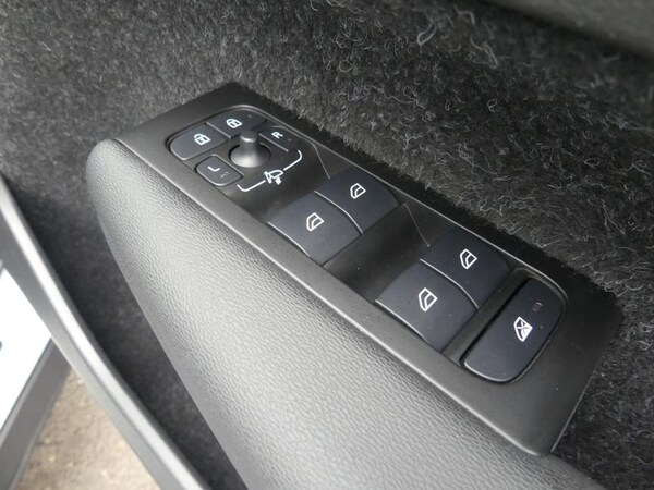 Used Volvo XC40 2020 for sale - 76252398: Photo 21