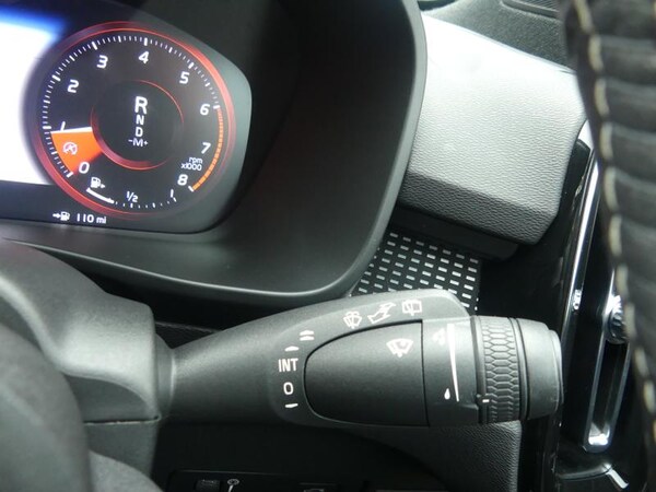 Used Volvo XC40 2020 for sale - 76252398: Photo 32