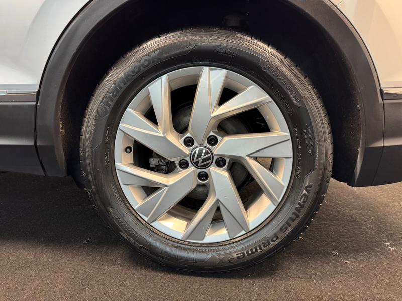 Used Volkswagen Tiguan 2021 for sale - 77493468: Photo 35