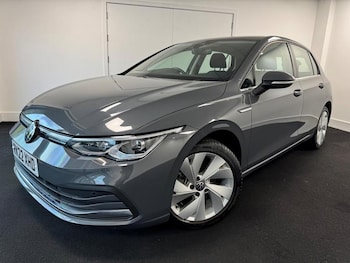 Used Volkswagen Golf 2022 for sale - 78529889: Photo