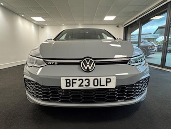 Used Volkswagen Golf 2023 for sale - 78942235: Photo